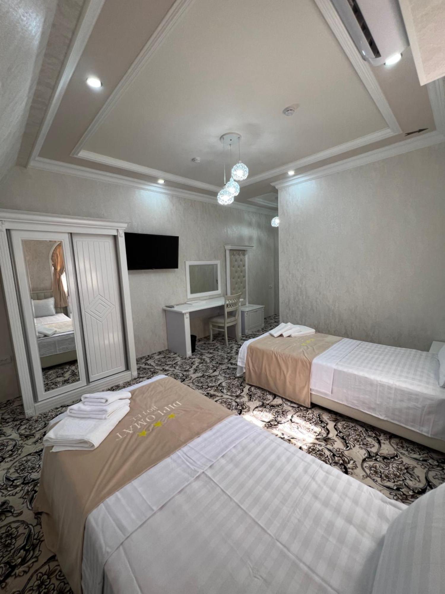 Hotel Diplomat Premium Samarcanda Exterior foto